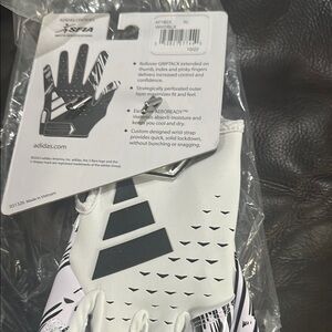 Adidas Performance Grip Gloves AdiZero grip tack xl Football- collegiate B&W